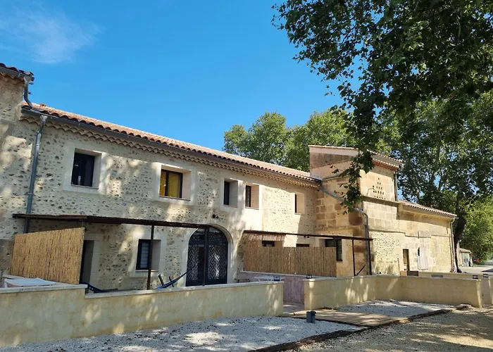 Villa Cerisier climatisée, à la campagne Arles
